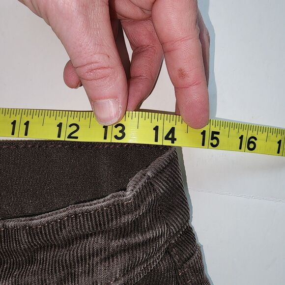 St. John's Bay Brown Straight Leg Corduroy Pants Sz 8 - Picture 5 of 6